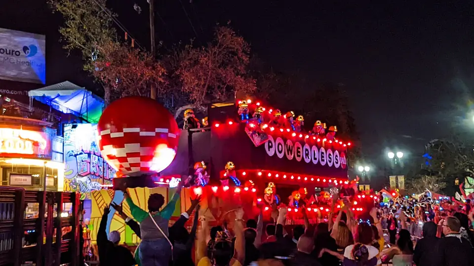 Krewe of Muses 2022 — photo from Wikimedia Commons